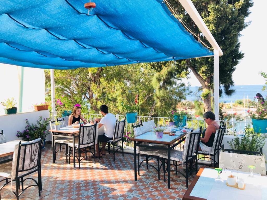 Turkuaz Pansiyon Kaş Exterior photo